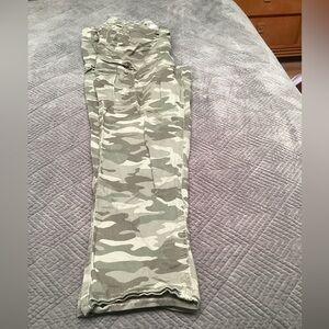 George Green Camo Skinny Pants. 551